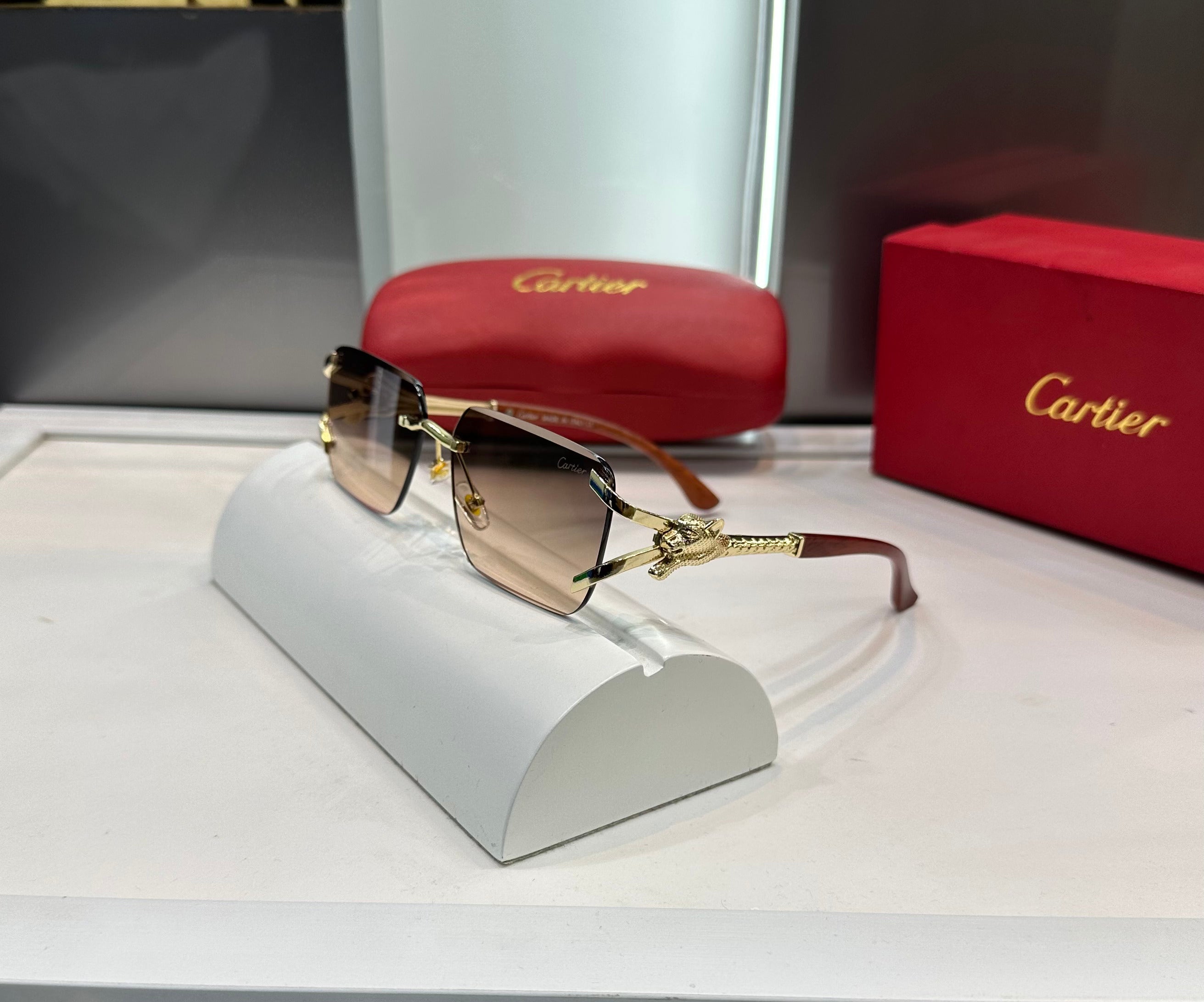 Cartie r 003 Brown Ultimate Luxury Shade