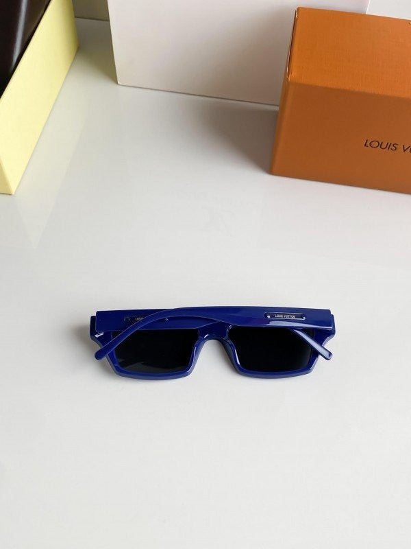 Louis Vuitton 3011 Blue Sunglasses
