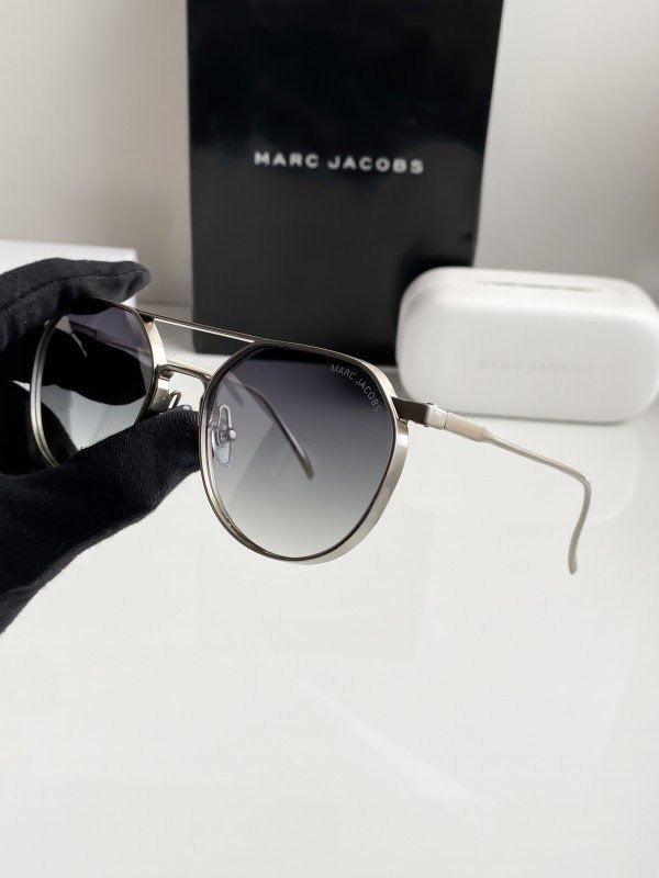 Marc Jacobs Green shade 5052 Secondary image