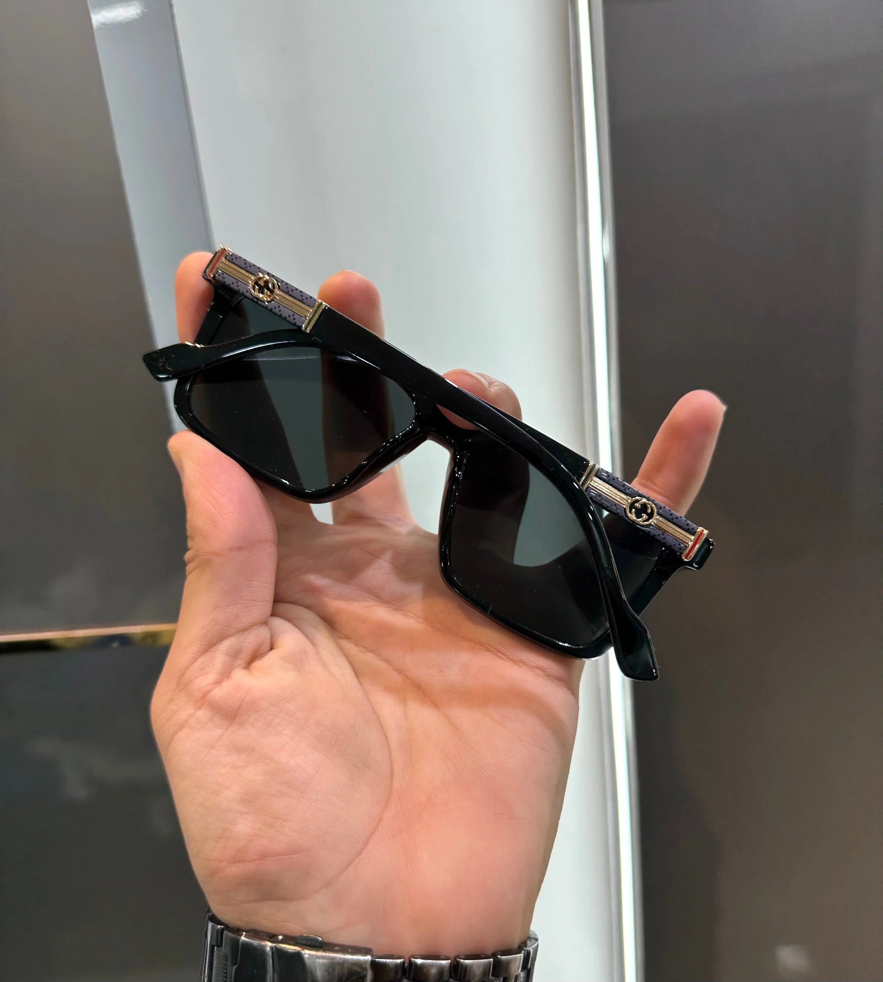 Gucci 2009 Black Ultimate Luxury Shade