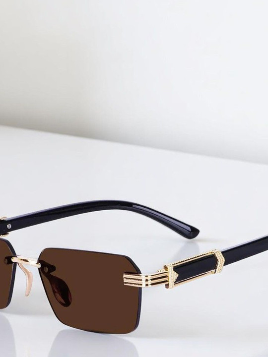 Roadster - The Lifestyle Co. Unisex Rectangle Sunglasses With UV Protected Lens upstock