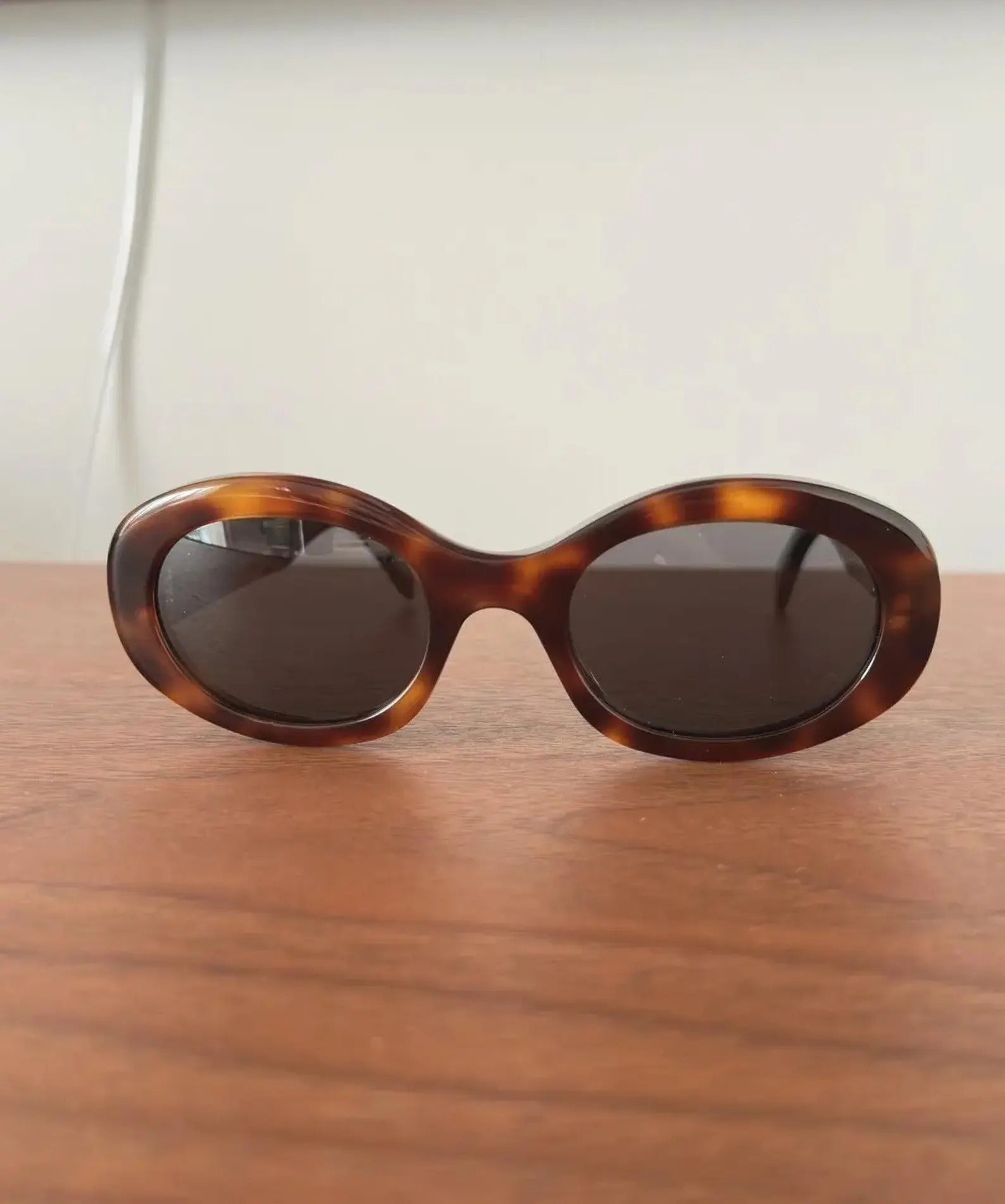 Retro Brown Sunglasses Oval Tortoiseshell Style Frame, Vintage Inspired UV Protection Fashion Sunglasses