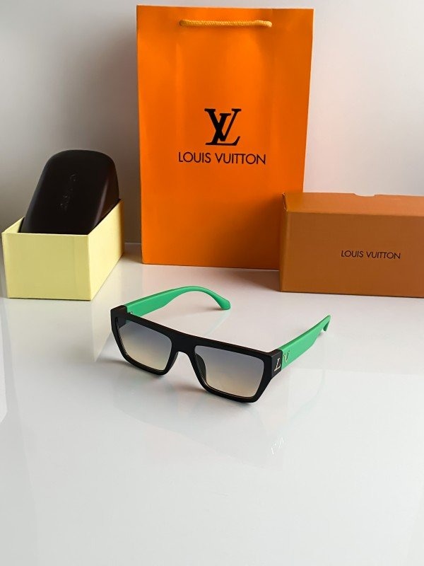 Louis Vuitton 15 Sunglasses Main image