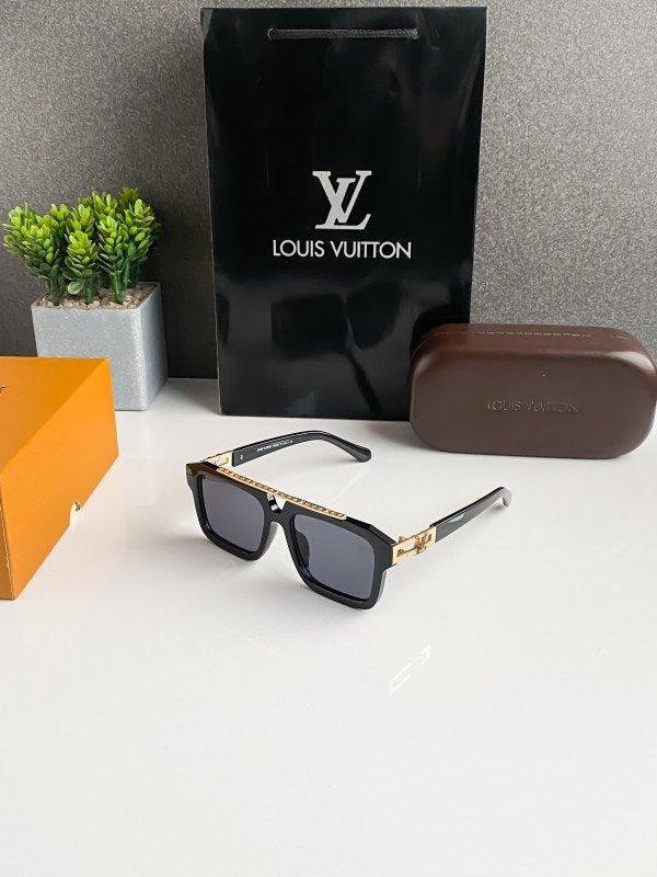 Louis Vuitton 121B Gold Sunglasses Main image