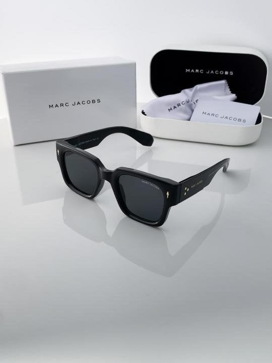 MARC JACOBS BLACK 11-26 Main image