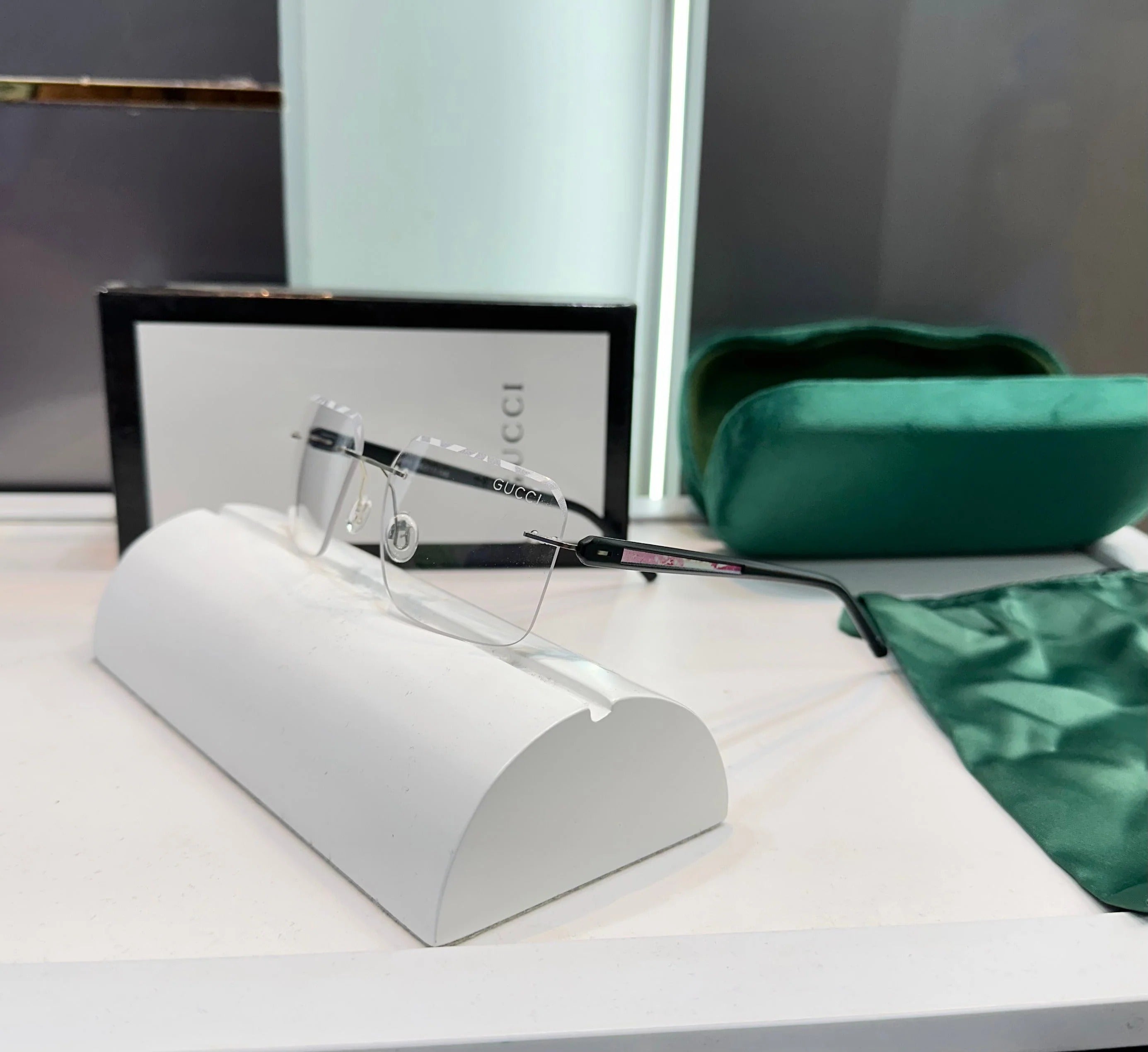 Gucci Frame Ultimate Luxury Shade Main image