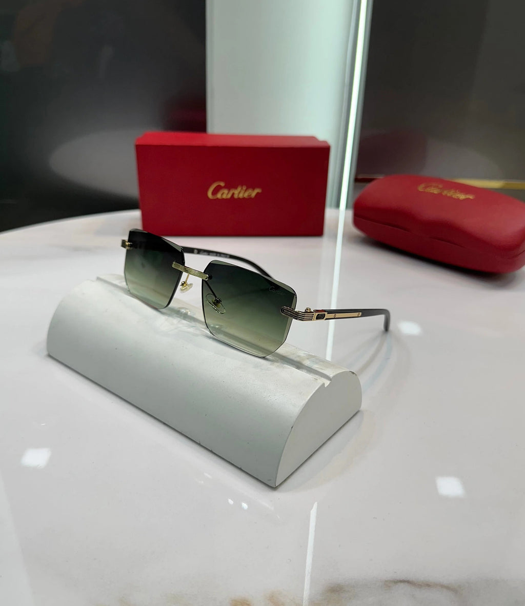 Cartie r 030 Green Ultimate Luxury Shade
