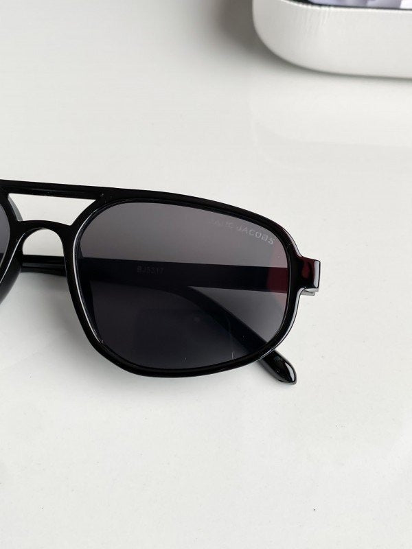 Marc Jacobs 5317 Secondary image