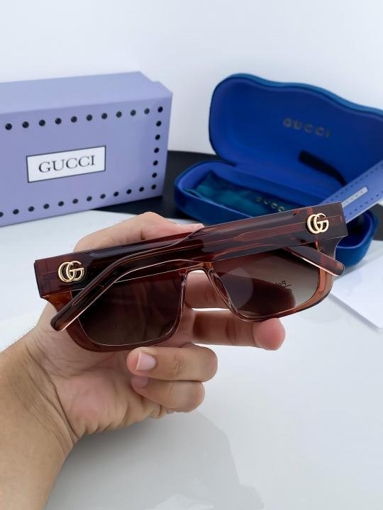 Gucci Brown 7727 Sunglasses Secondary image