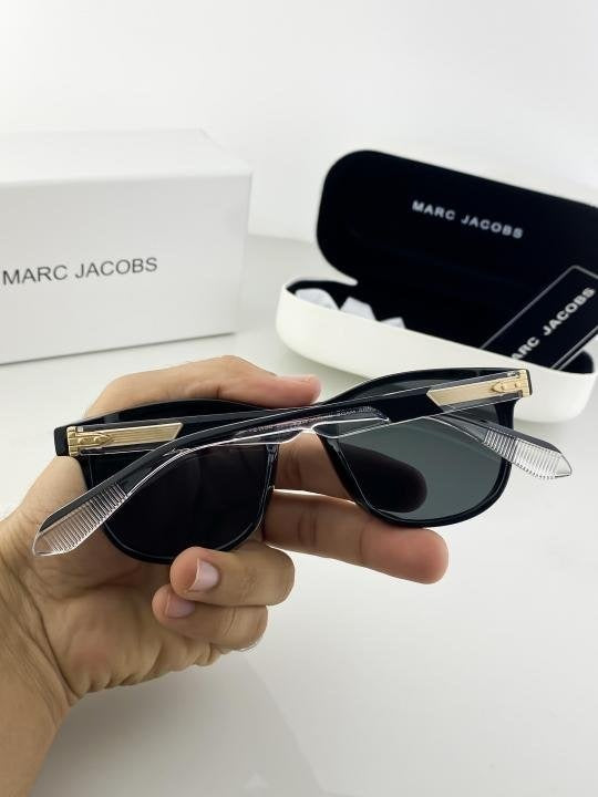 MARC JACOBS BLACK 62003 Secondary image