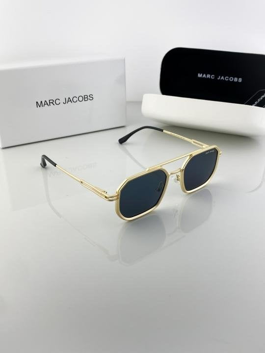 MARC JACOBS GOLD BLACK 518 Secondary image