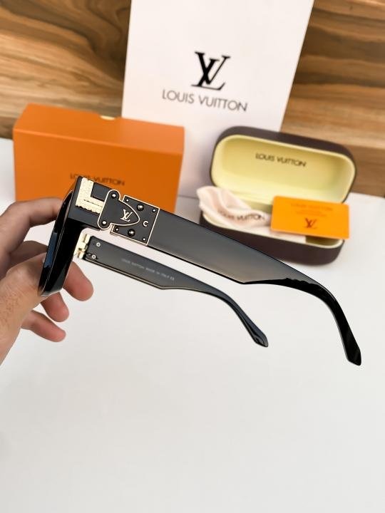 Louis Vuitton Gold Black 65N Sunglasses