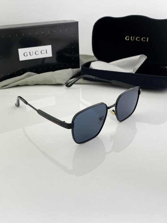 Gucci Black M15-26 Sunglasses Secondary image