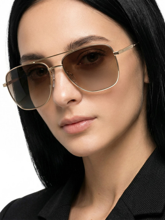 John Jacobs - Unisex Square Sunglasses with Polarised and UV Protected Lens 222551