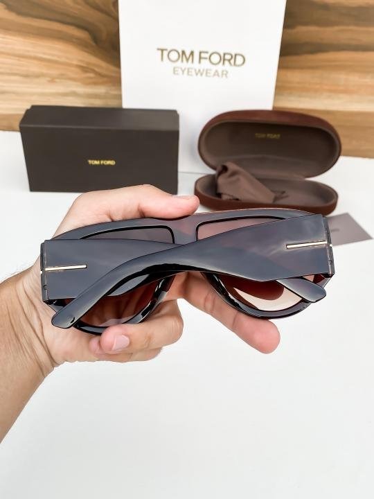 Tom Ford Brown 89181 Sunglasses Secondary image