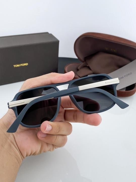 Tom Ford Matte Grey 22 Sunglasses Secondary image