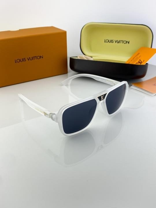 Louis Vuitton Ice 8946 Sunglasses Main image