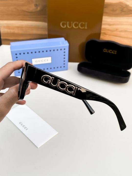 Gucci Gold Black 2321 Sunglasses