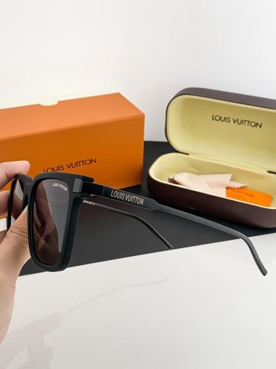 Louis Vuitton Black 58779 Sunglasses