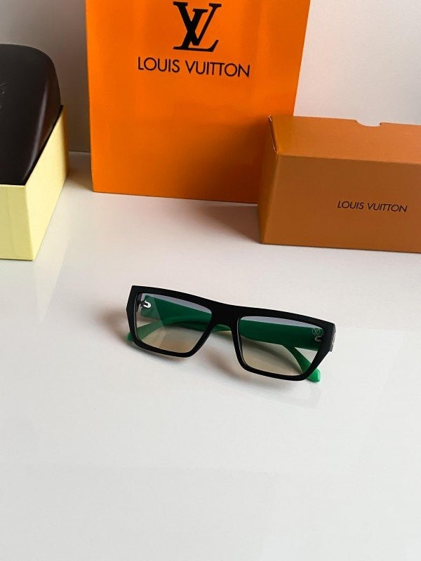 Louis Vuitton 15 Sunglasses