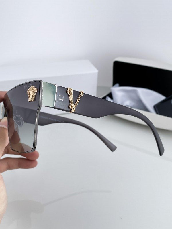 Versace Grey Shaded 10086 Sunglasses Secondary image