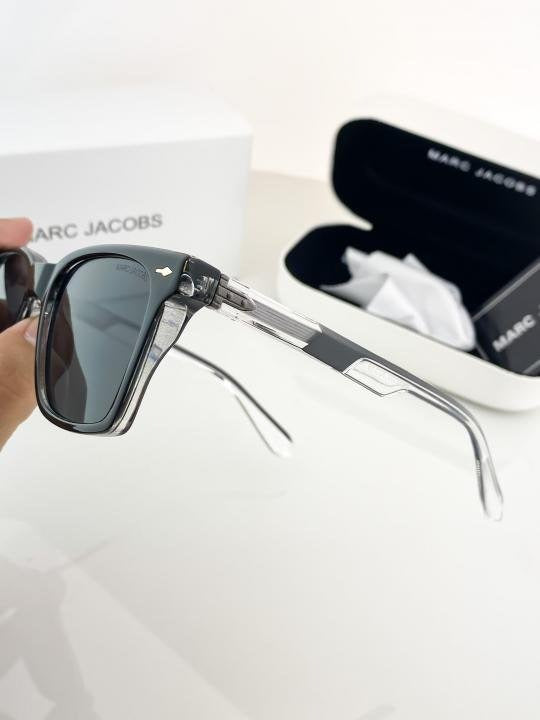 MARC JACOBS TRANSPRENT BLACK 62002