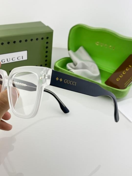 Gucci Plano 2610 Sunglasses