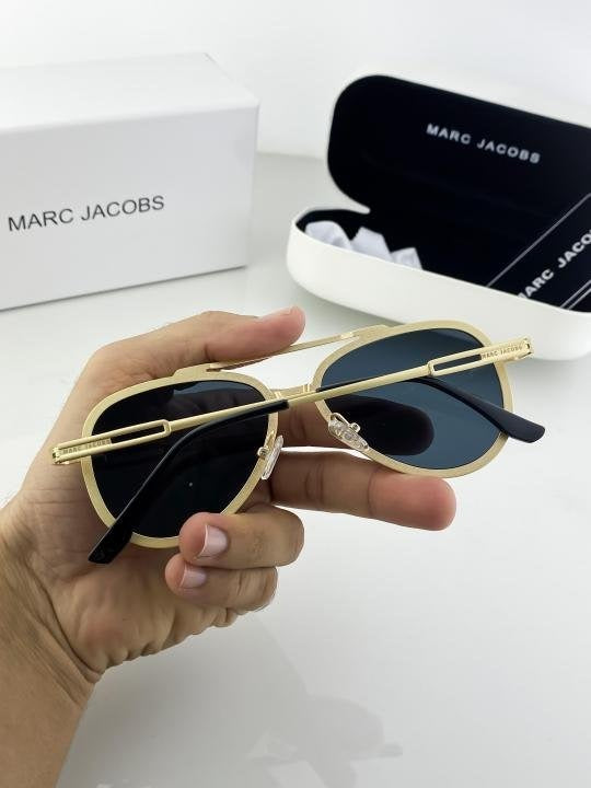 MARC JACOBS GOLD BLACK 517