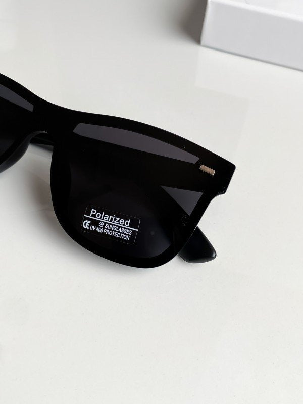 Rayban black Blaze 650