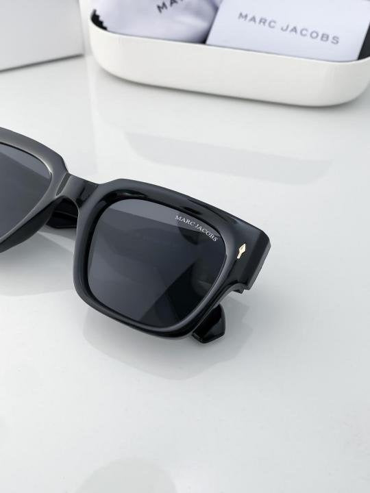 MARC JACOBS BLACK 11-26