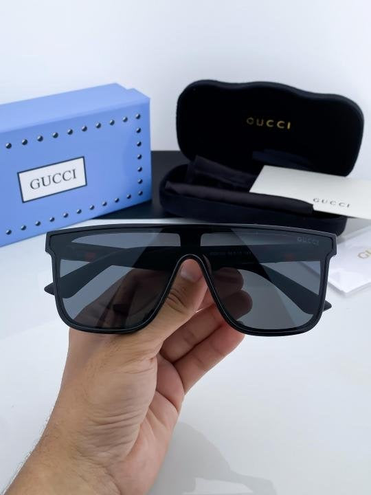 Gucci Black 106 Sunglasses