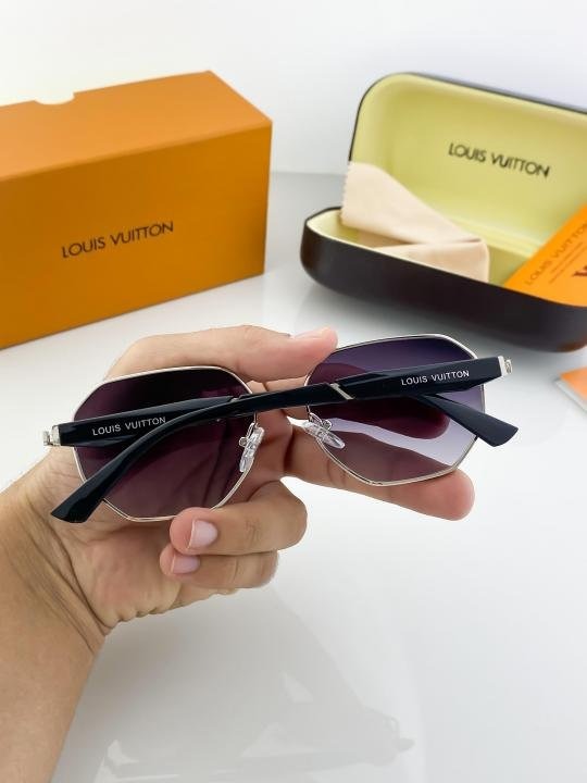 Louis Vuitton 5710 Silver Black Shaded Sunglasses