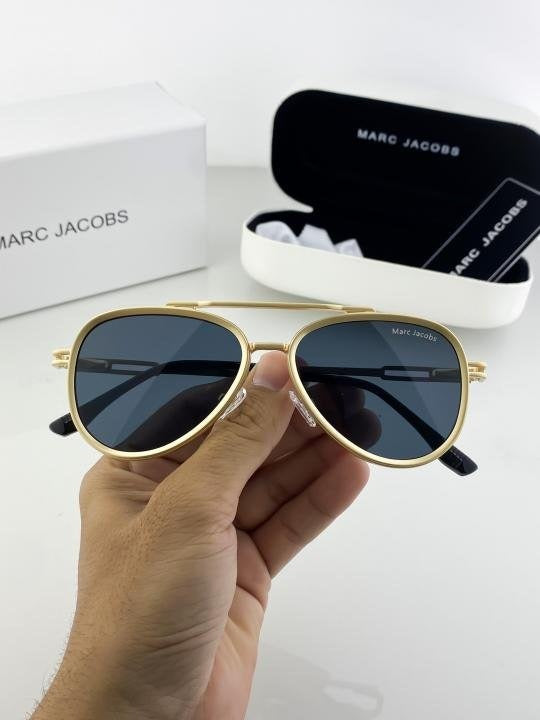 MARC JACOBS GOLD BLACK 517