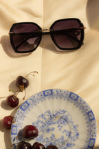 Hexagonal Front Lens Sunglasses