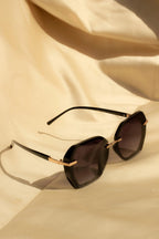 Hexagonal Front Lens Sunglasses