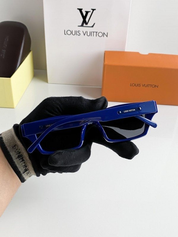 Louis Vuitton 3011 Blue Sunglasses