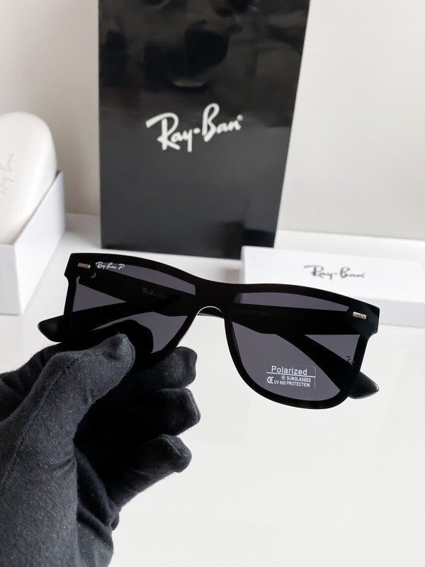 Rayban black Blaze 650